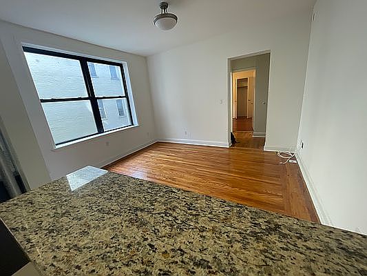 4th image of 3114 35th St APT 2D