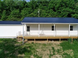 3899 Mayfair Ln #A, Cambridge, OH 43725