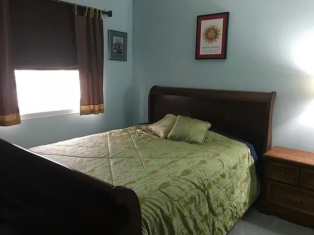 2 bed, 1.5 bath, 1746 sqft, $2,350 — Photo 2
