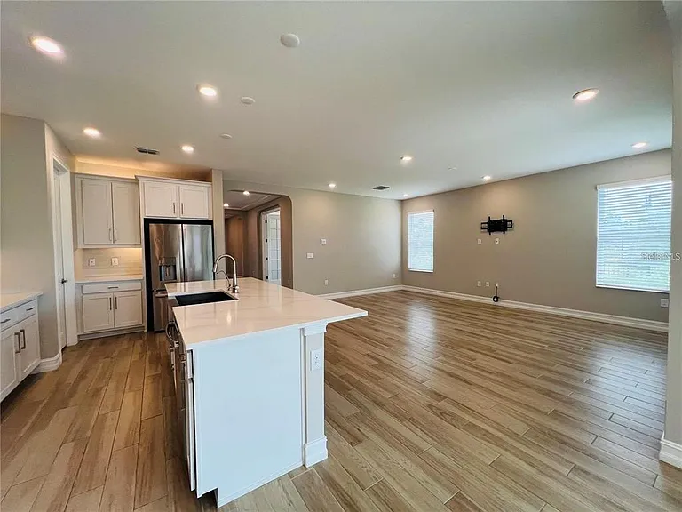 4567 Tivoli Dr — Photo 8