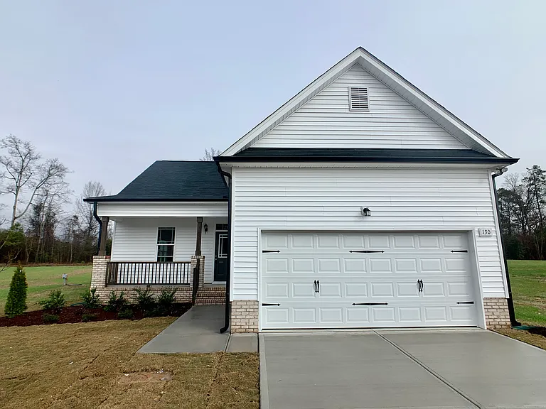 130 Henhouse Ct — Photo 1
