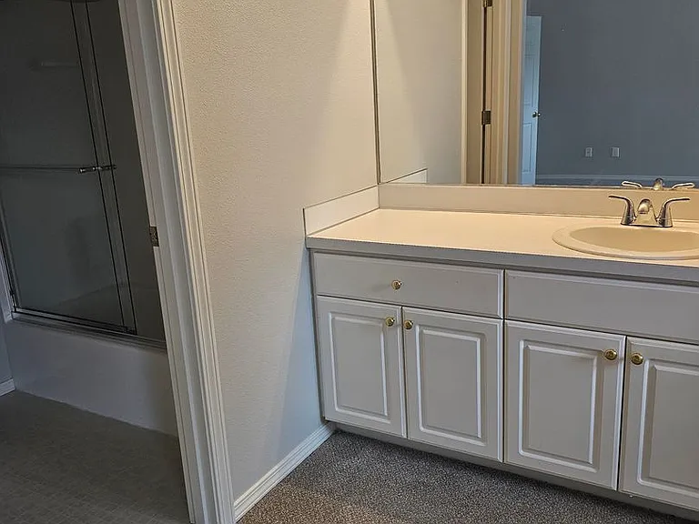 13200 SW Hidden Creek Pl — Photo 5