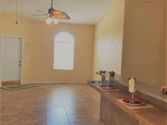 4th image of 1215 Crestview Pl