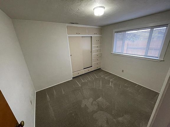 4th image of 1651 NW Taylor Ave