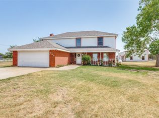405 Country Ln, Haslet, TX 76052