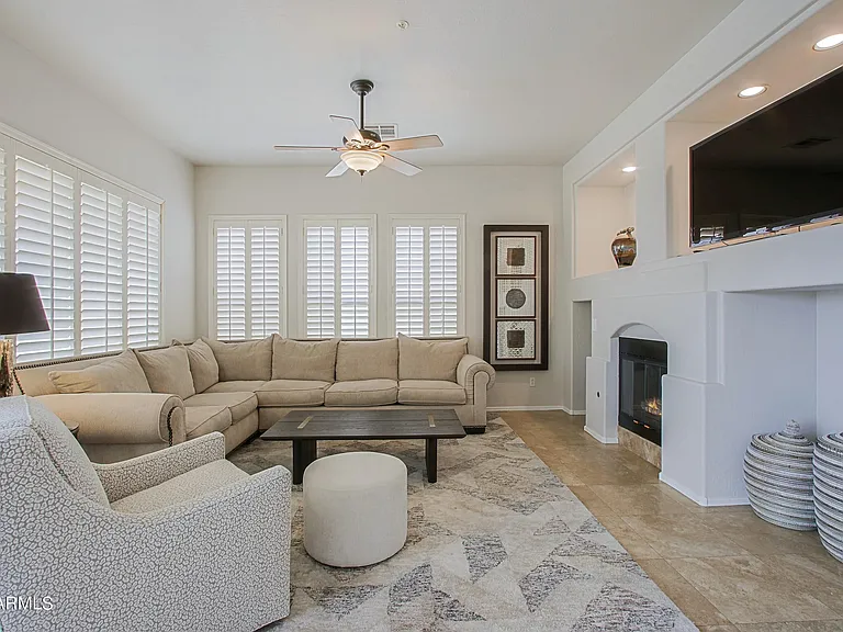 9616 E Chuckwagon Ln — Photo 14