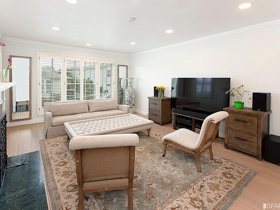 4th image of 187 Robinhood Dr