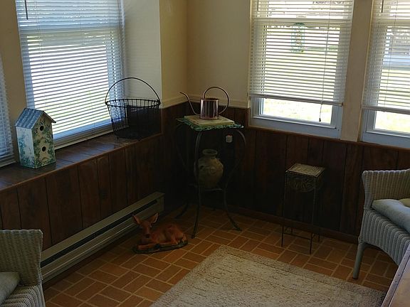 5th image of 18A Milford Ave #52