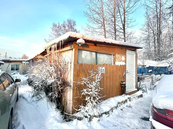 705 Muldoon Rd Space 180, Anchorage, AK 99504