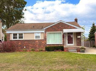6649 Burnly St, Garden City, MI 48135