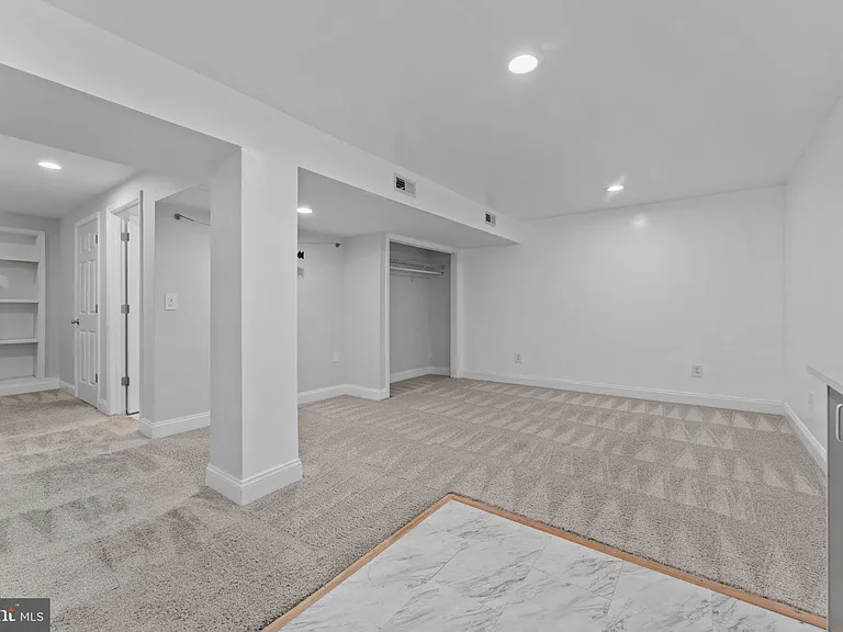 8561 Skipjack Pl — Photo 43