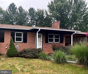 217 Fredericktowne Dr, Stephens City, VA, 22655