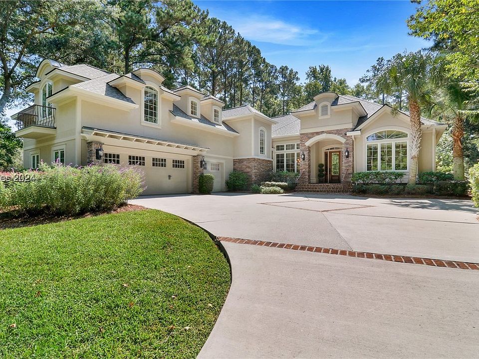 1st image of 15 Drummond Ln