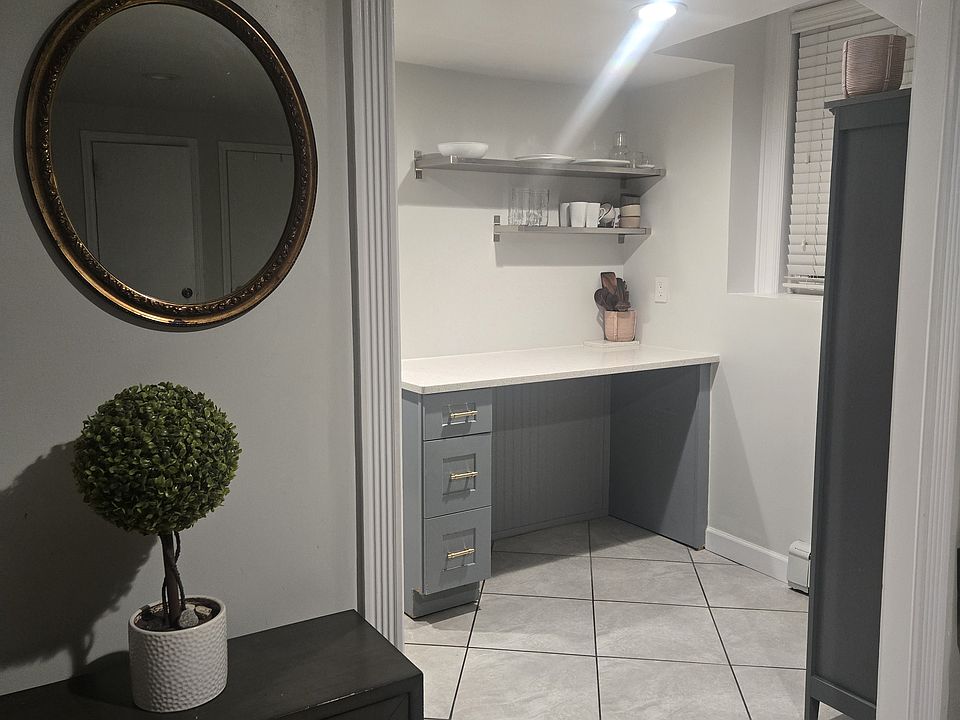 2nd image of 70 Sherwood Ave #L