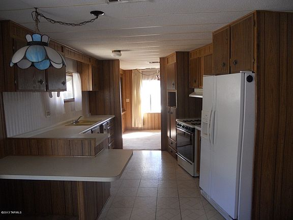 2nd image of 3561 E Bronco Ln
