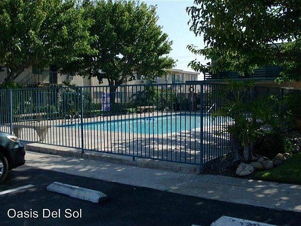 2nd image of 667 Emerald Ave APT E