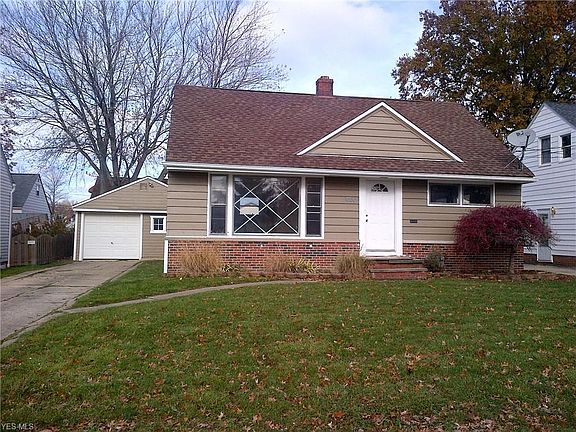 5th image of 30209 Thomas St