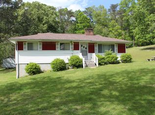 841 Osage Dr, Soddy Daisy, TN 37379