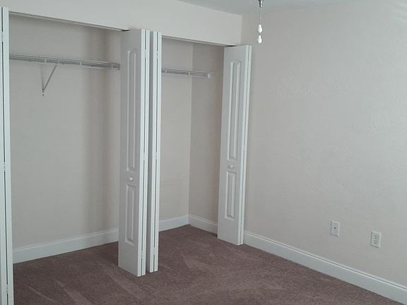 4th image of 210 5th Ave S #2