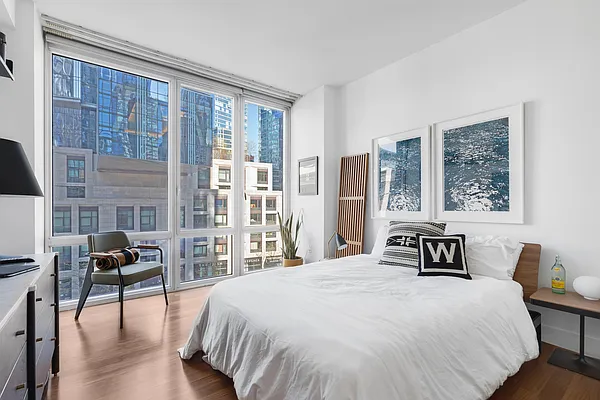 Rented by Douglas Elliman | media 4