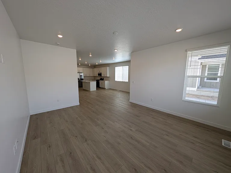 1578 W Viola Ln — Photo 19