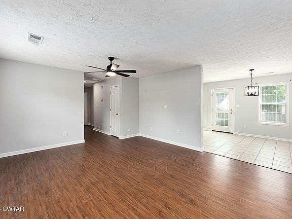 4th image of 5050 N Main St