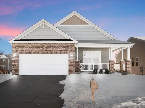 3110 Grace Hill Dr, Lake Saint Louis, MO 63367