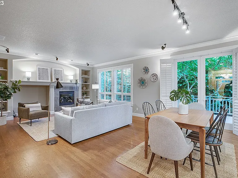 2227 Matterhorn Ct — Photo 11