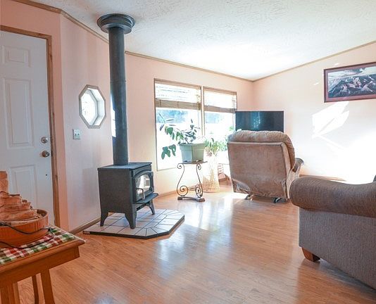 5th image of 6419 147th Ave NE