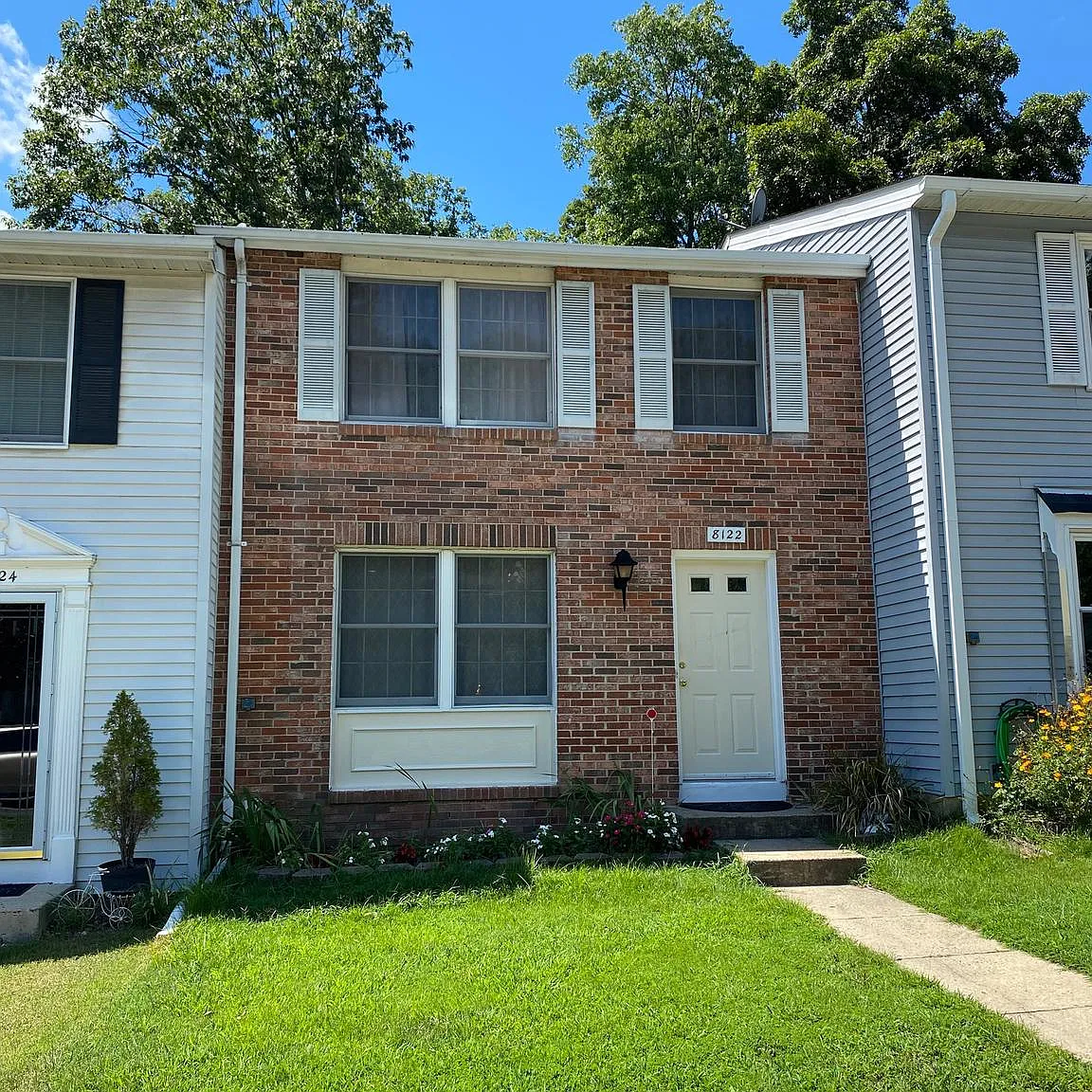 3 bed, 3.0 bath, 1460 sqft, $3,000 — Photo 1