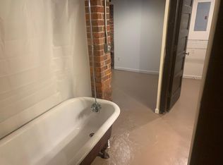 5835 Third #6, Detroit, MI 48202