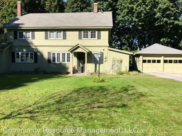 5 Corey Ln, Bennington, VT 05201