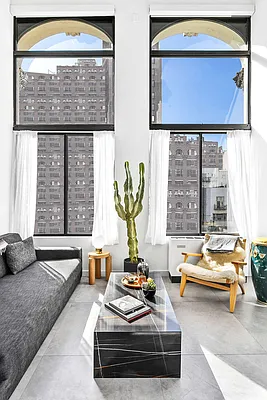 Rented by Compass | media 14