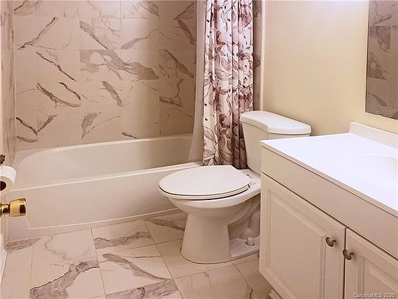 2nd image of 4746 Old Lantern Way
