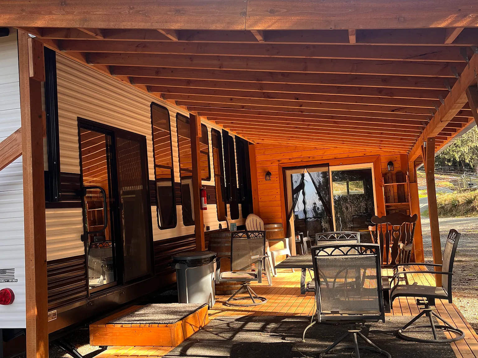 2 bed, 650 sqft, $1,950 — Photo 1