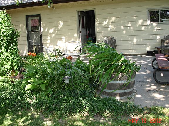 2nd image of 305 N 148th St