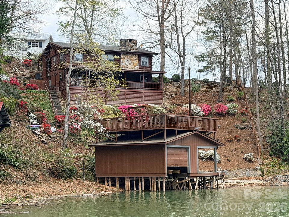 1st image of 118 Rock Point Rd
