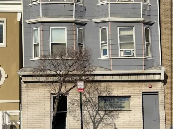 595 Broadway image 1 of 1