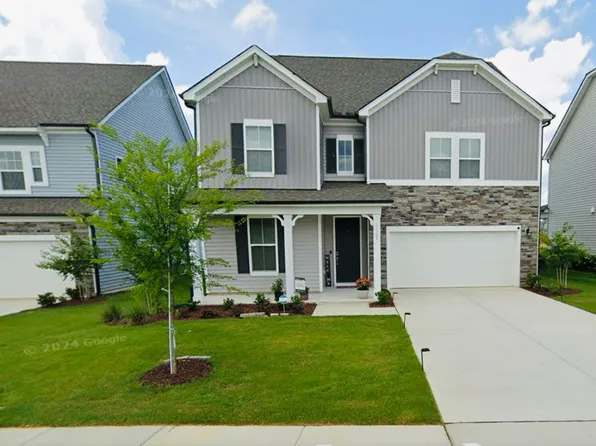 2521 Macy Grove Ln, Fuquay Varina, NC 27526