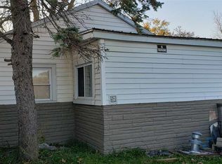 630 Grafton Ave, Alma, MI 48801