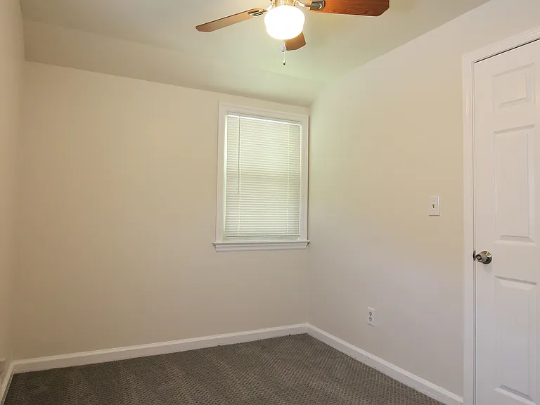 3719 Kemper Rd — Photo 21
