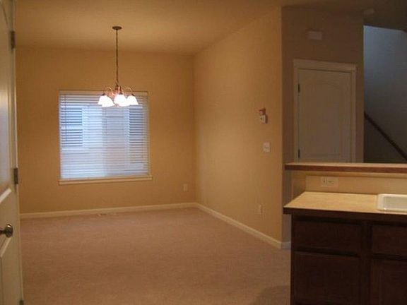 5th image of 5147 Balustrade Blvd SE