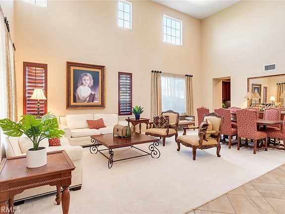 5th image of 2967 Mangular Ave