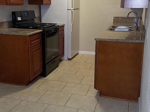 Nice sized kitchen for all your cooking needs.