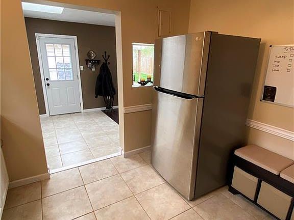 5th image of 6857 Beresford Ave