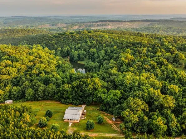 11471 Highway 105, Skipperville, AL 36374