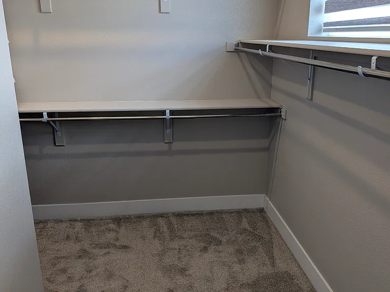 6356 N Emporia Ct — Photo 32
