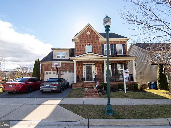 2nd image of 11757 Emerald Green Dr