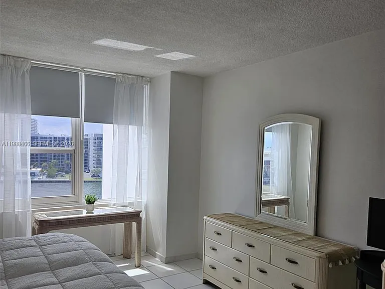 3505 S Ocean Dr #804 — Photo 17