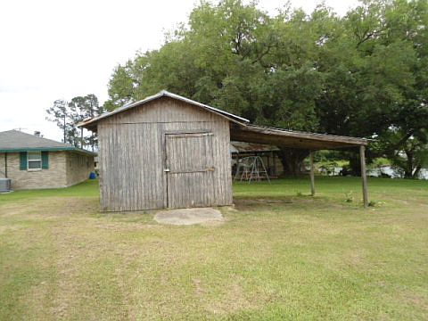 2nd image of 2463 Highway 308